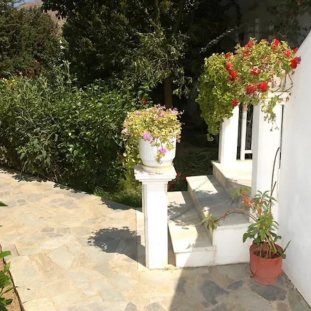 Eristos Hotel de apartamente