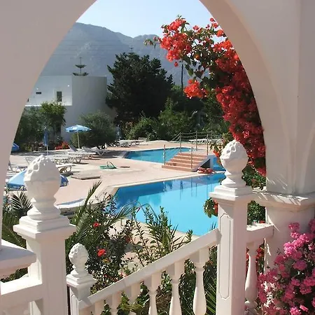 Hotel de apartamente Eristos 3*