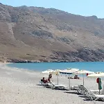 מלון דירות Eristos 3*