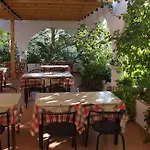 מלון דירות Eristos