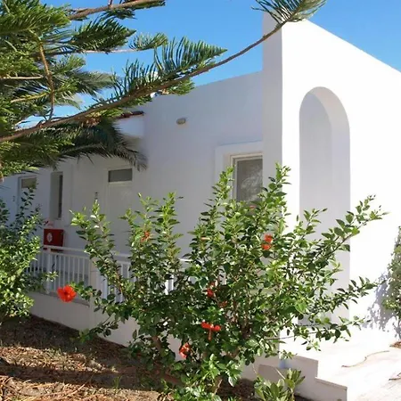 Eristos Lägenhetshotell