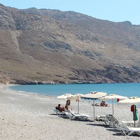 Lägenhetshotell Eristos 3*